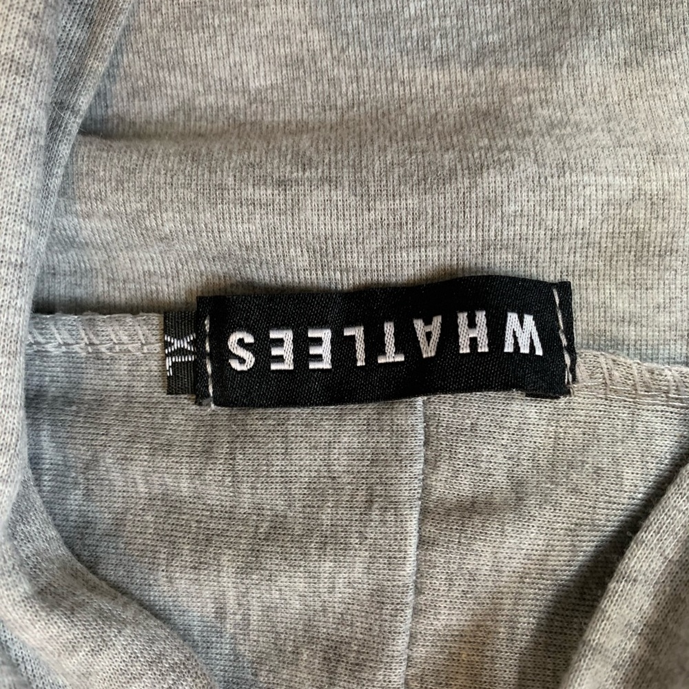 WHATLEES Gray Cardigan - Picture 2 of 2